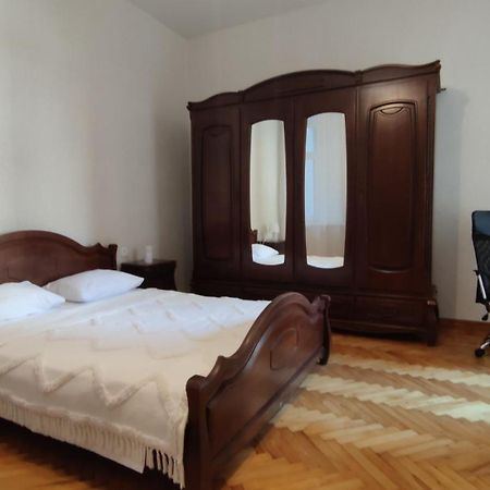Flat in the city center Odessza Kültér fotó