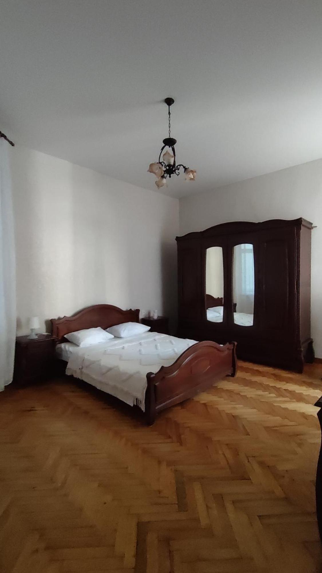 Flat in the city center Odessza Kültér fotó
